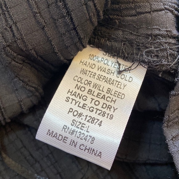 Glam NWT Black Top- Large - Picture 6 of 10